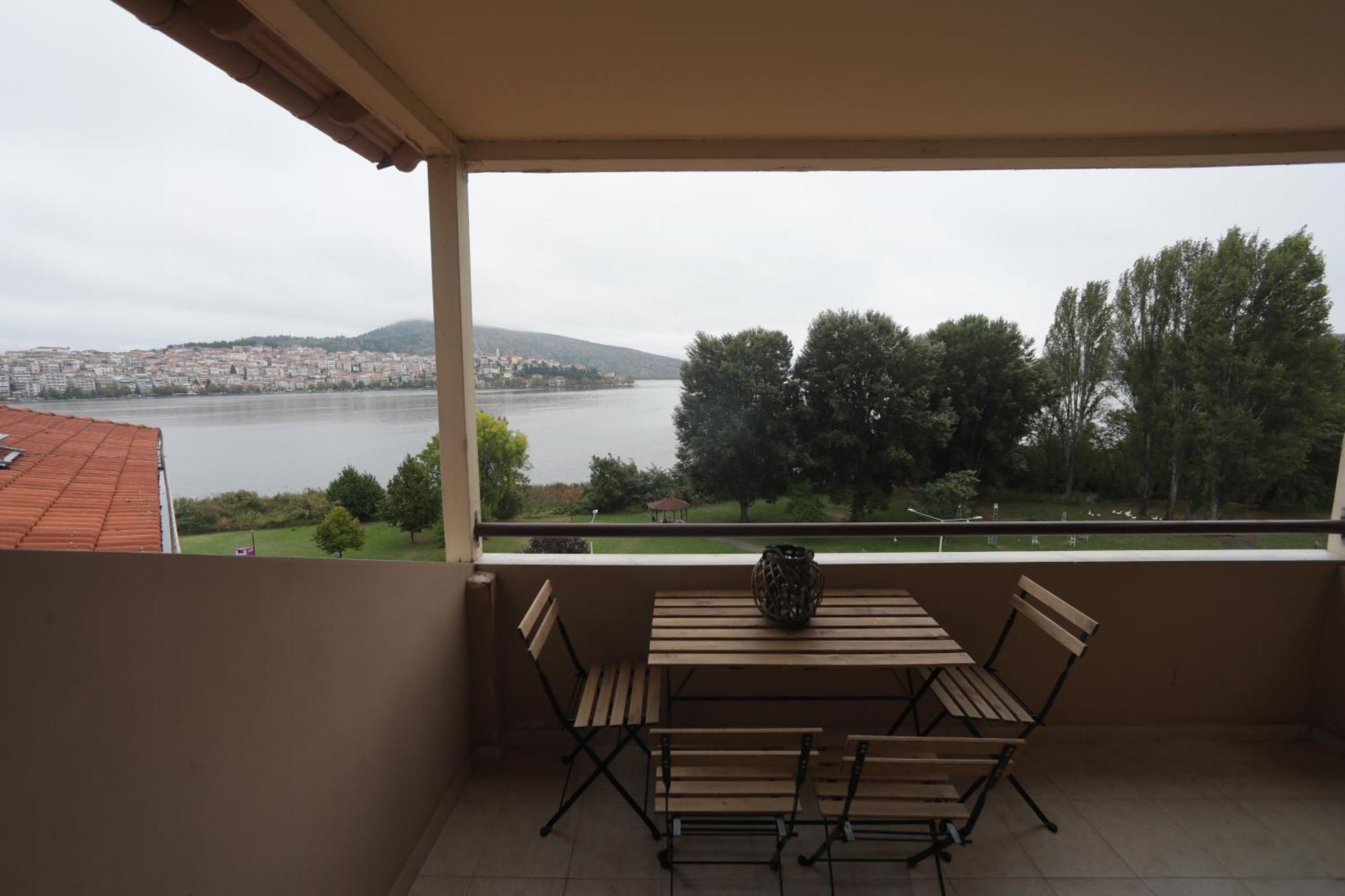 Lida'S Apartment Lake View Kastoria Exterior foto